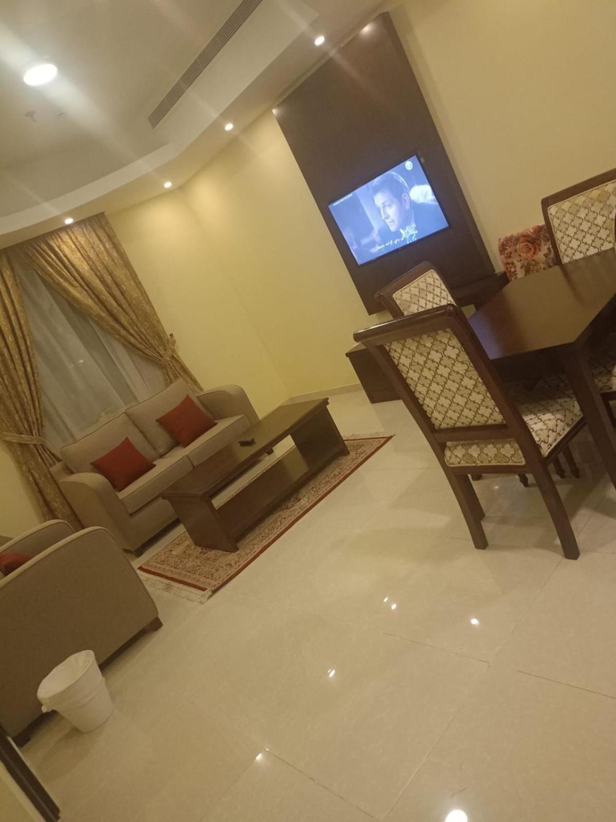 Rolana Furnished Appart hôtel *
